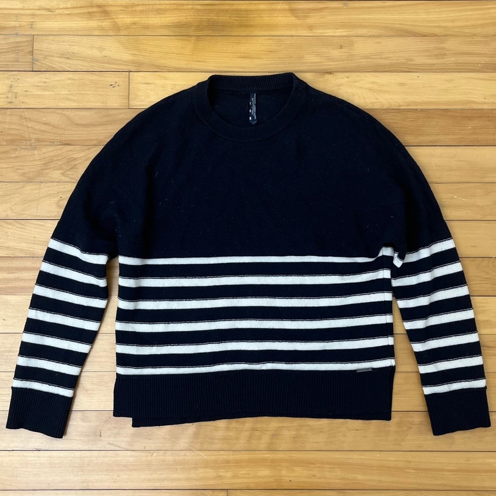 Saint James Mademoiselle Striped Wool Sweater Navy White Made in France Crewneck